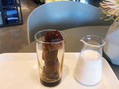 黑砖拿铁-dotcom coffee古点咖啡(致真大厦店)