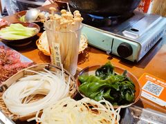 -黔有有贵州酸汤夺夺粉火锅(五味十字店)