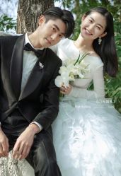 -雪中彩影婚纱摄影·微光艺术中心