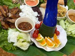 -沐毫傣泐云南菜孔雀宴•手抓饭傣味烧烤(曼听公园店)