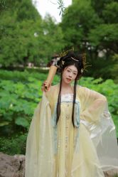 -一揽芳华汉服旗袍体验馆(拙政园店)