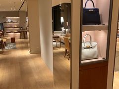 -HERMES(湖滨银泰in77店)