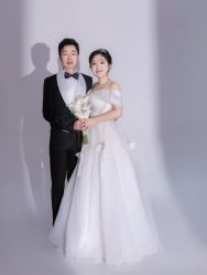 -巴黎时尚婚纱摄影(南汇店)