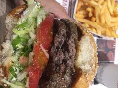-The Habit Burger Grill 哈比特汉堡(爱琴海店)