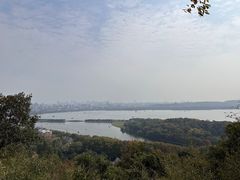 -宝石山