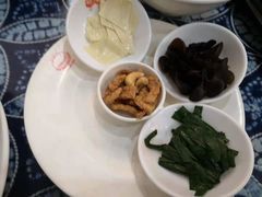 -桥香园云南过桥米线(金马碧鸡店)