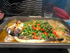 -半天妖|烤鱼·冒烤鸭(汉中吾悦广场店)