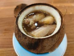 原汁椰子鸡炖老鸡-先记烧鹅王·本地粤菜(福永店)