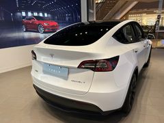 -TESLA 特斯拉(上海太古汇体验店)