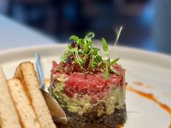 牛肉塔塔配牛油果黑橄榄酱-Solo(衡山路店)