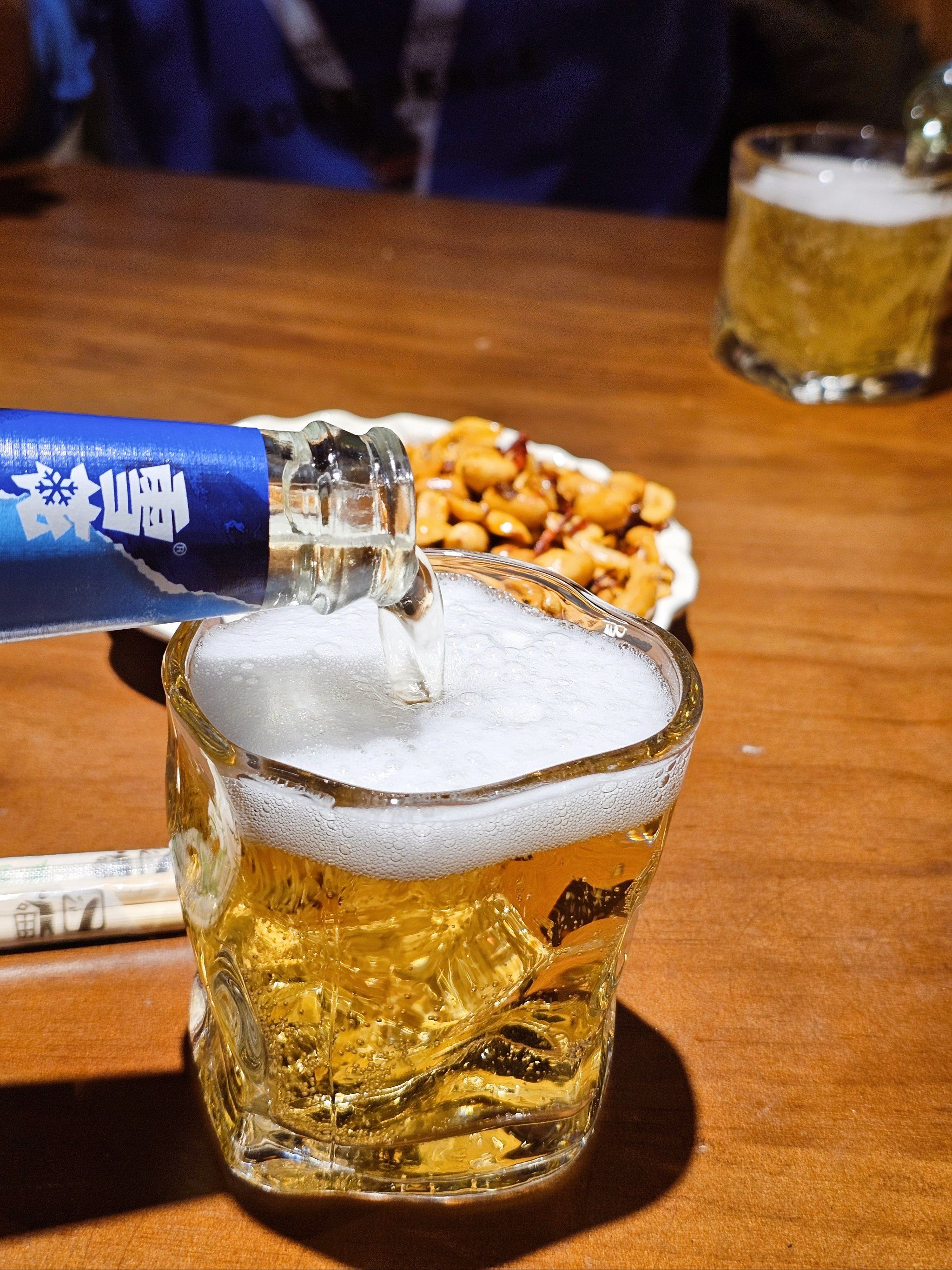 玻璃杯里的啤酒时光🍻