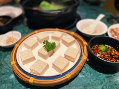 鲜豆腐-初春四季·椰子鸡火锅(中关村店)