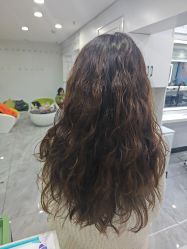 -镁连社·美联社