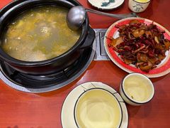 -菌之家·专业纯野生菌火锅·特色炒菌