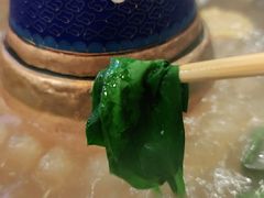 -毛辣果·贵州红酸汤牛肉火锅(西单店)