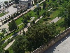 -多瑙河畔鞋履雕塑