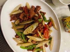 藕带炒牛柳-玉丰国际酒店·玉宴中餐厅