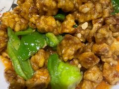 -吴记酱骨炖菜馆(西大直街店)