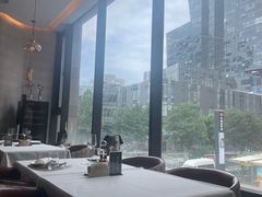 -斯普汇生蚝牛排馆(中骏世界城店)