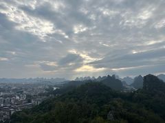 -叠彩山景区