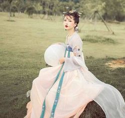 -摩玛高端摄影会馆(钻石店)