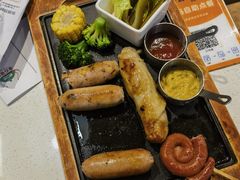 -汤姆家的牛排意面披萨(新城市广场店)