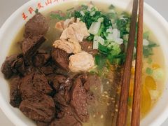 -文山荷鲜居(翠湖店)
