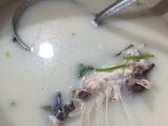 -天乐农家鱼头王(天目湖店)