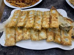 猪肉韭菜锅贴-金阁家常菜(贵阳路店)