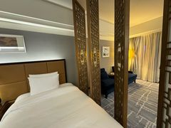 -上海波特曼丽思卡尔顿酒店