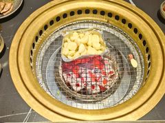 -山川小町·极番烧肉(新地假日广场店)