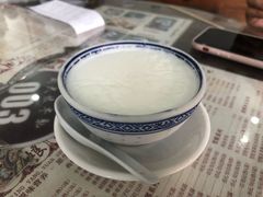 -周大娘牛乳(旧寨古村总店)
