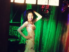 表演-东方亚克西餐厅(西康路店)