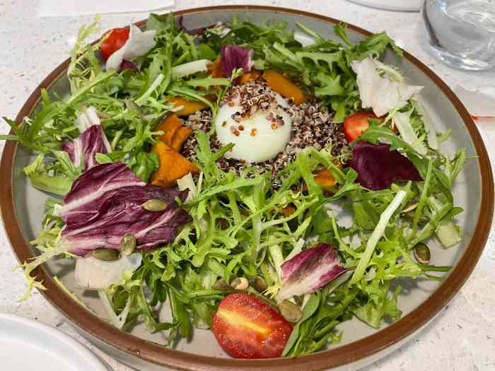 oui chef-"终于吃到了心心念念的战斧牛排,主要还是因.