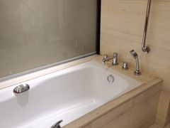 -广州汇华希尔顿逸林酒店