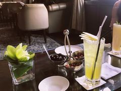 -LONG BAR 廊吧(外滩华尔道夫酒店)