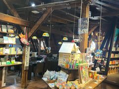 -良友书坊(安徽路店)