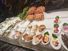 -雍容荟帝王蟹活龙虾展台自助(IFS黑金店)