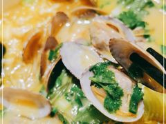 -何记花甲(海岸城旗舰店)