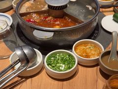 -巴奴毛肚火锅(龙湖锦艺城店)