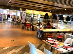 大堂-肯德基(美兰机场店)