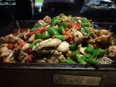 炭烧牛蛙平锅紫苏味-蘭奢雅集·江浙菜(青山江滩店)