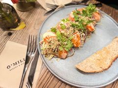 烤三文鱼沙拉-O'mills Sourdough Bakery&Bistro(永嘉路店)