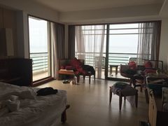 -三亚湾海居铂尔曼度假酒店