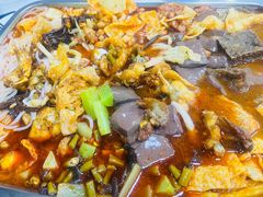 -在巷子里的烤肉店·螺蛳粉烤鱼·牛蛙(和美城店)