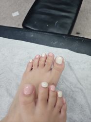 -芊屿芊浔美甲