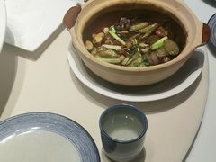 -八府香鸭·啫啫煲(华山路店)