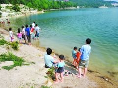 景点-十三陵水库