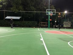 -曲阳公园篮球场·梦巨体育(虹口店)