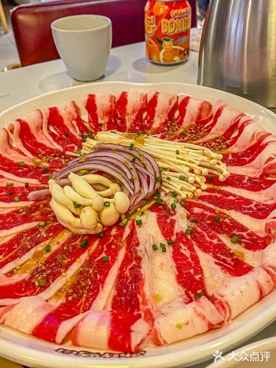 谁能够拒绝滋滋冒油的五花肉呢？！
